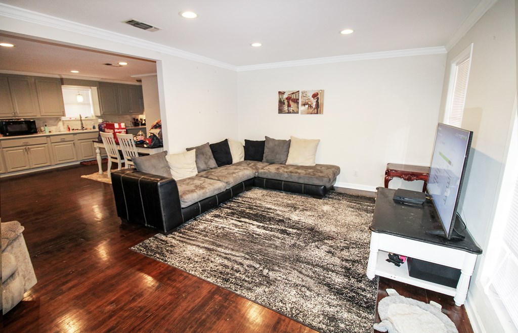 202 Glenwood Drive