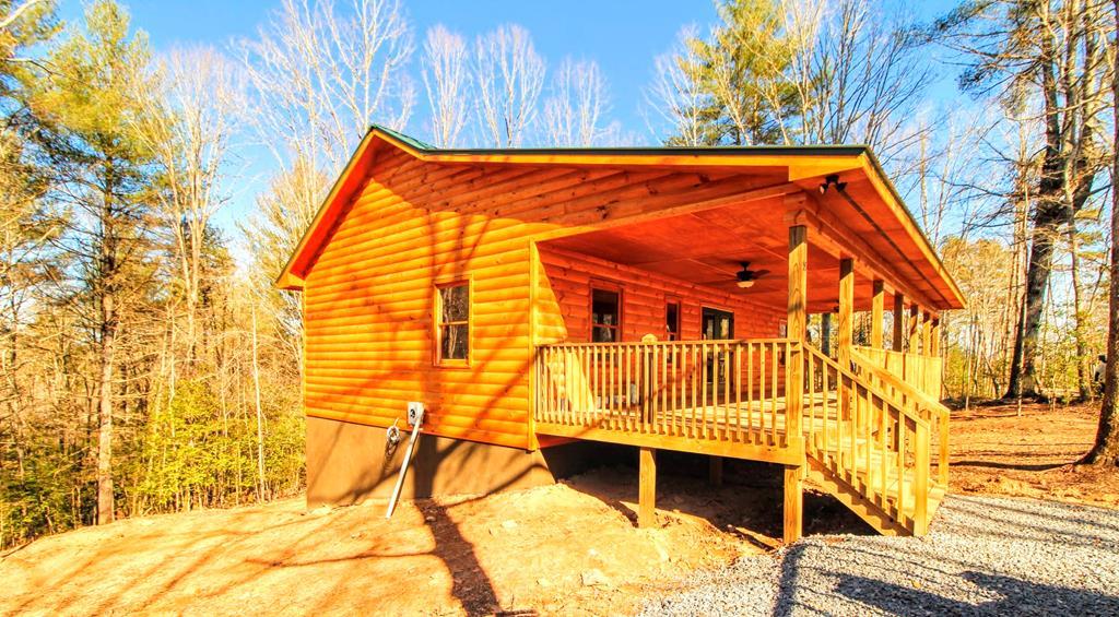 Murphy, North Carolina Area Cabins & Homes for Sale 150K 200K