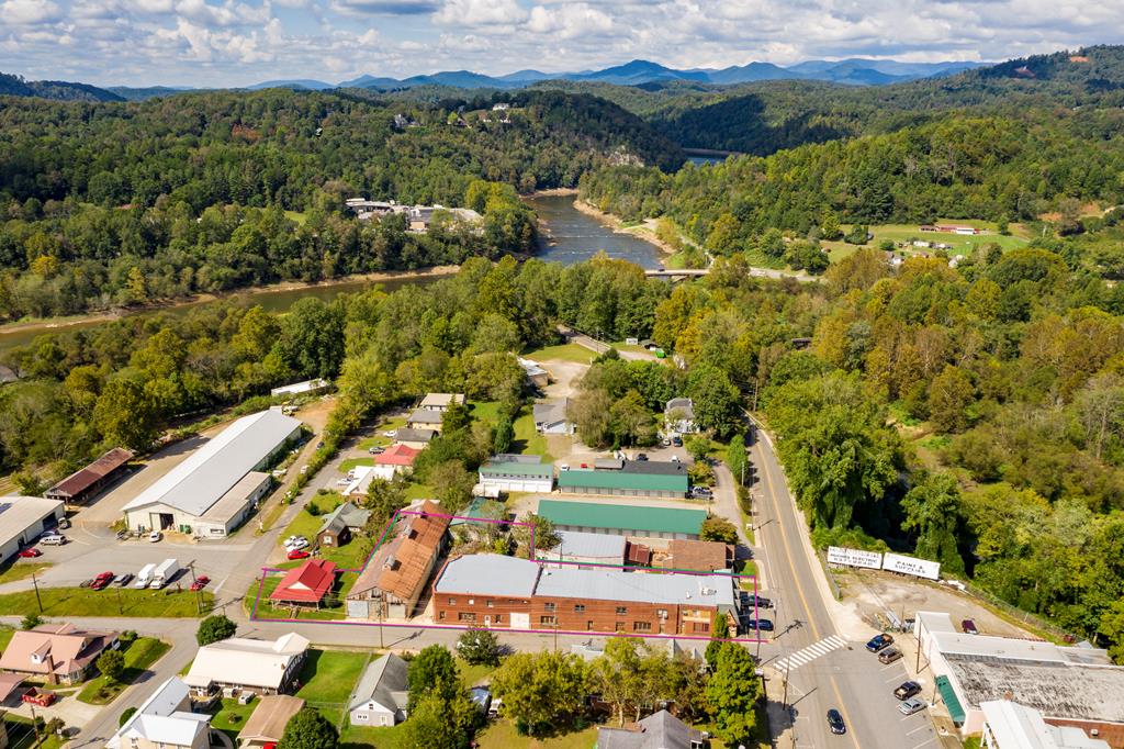 Commercial Real Estate in and around Murphy NC