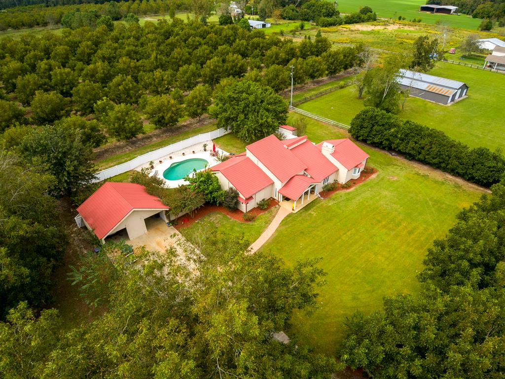 5835 Val Del Road, Hahira GA
